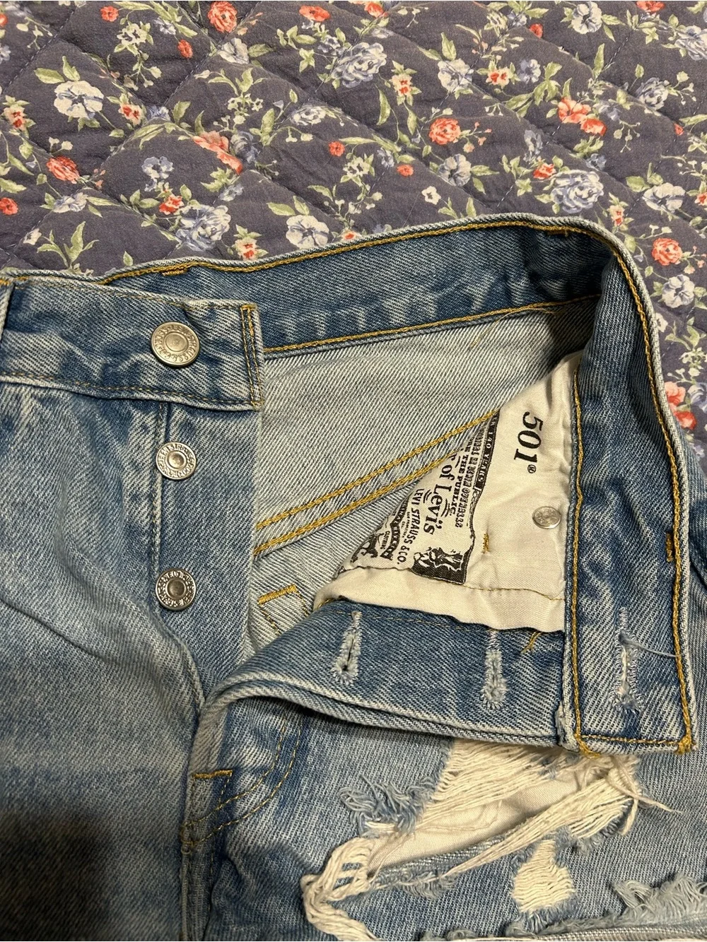 LEVI 501 Denim Shorts